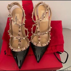 Size 8 Valentino Garavani Rockstud slingback pumps